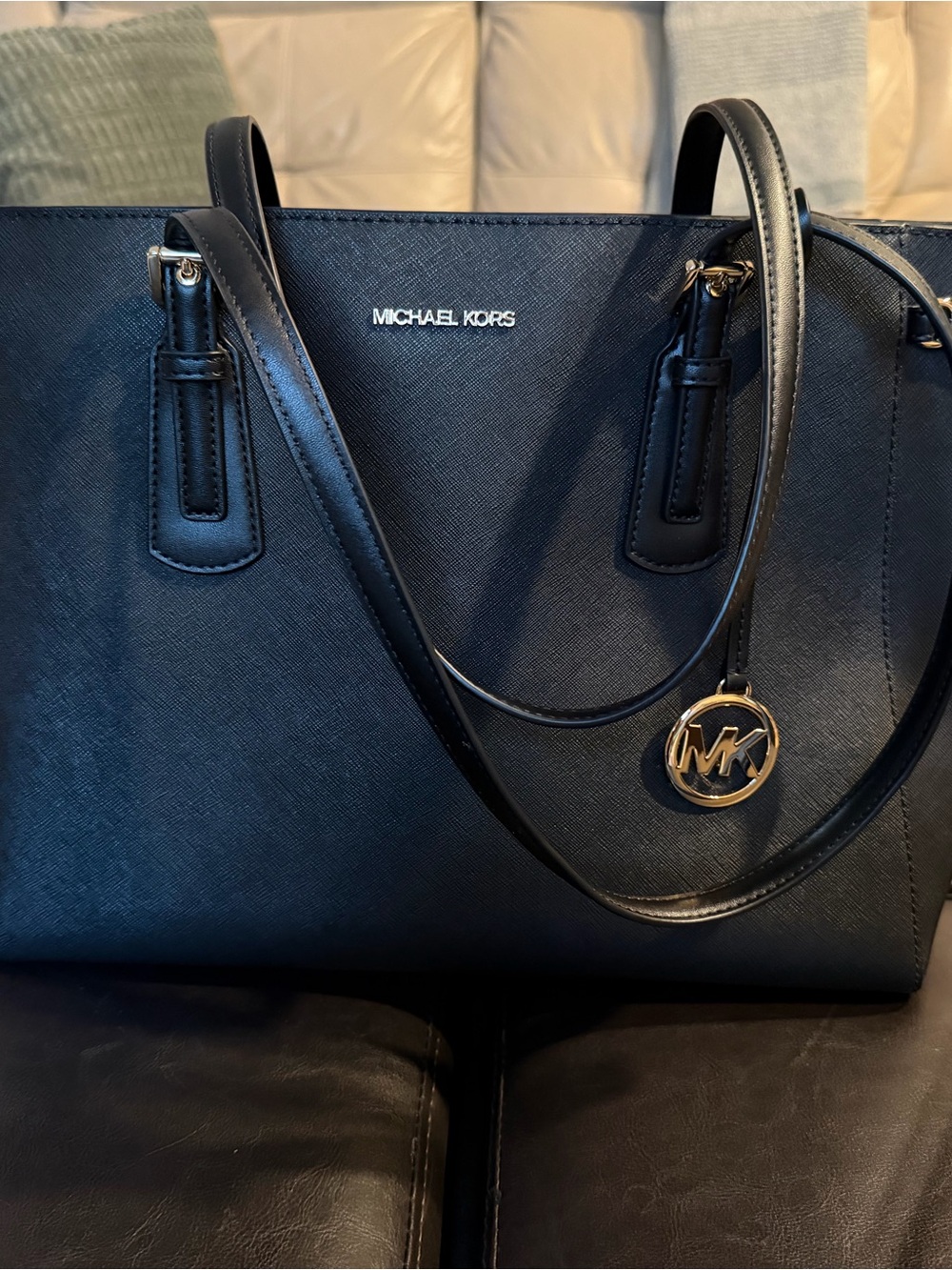 Michael Kors Black Voyager Large Leather Tote
